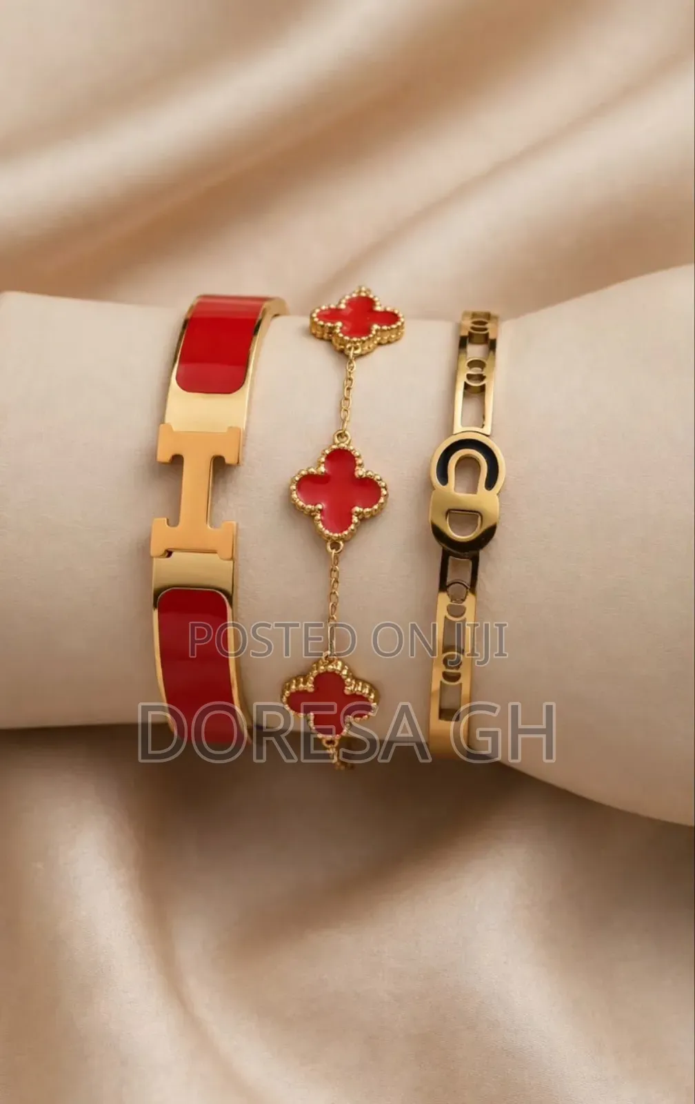 Bangle and Bracelet Set With Gift Case for Ladies