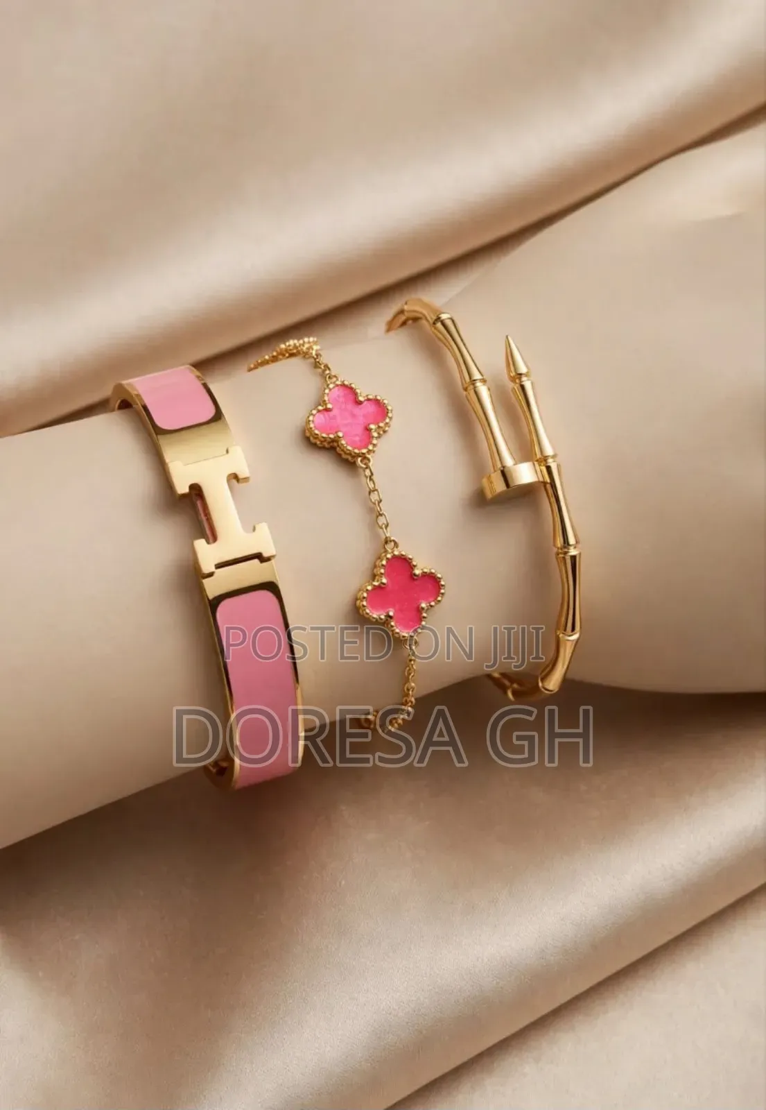 Bangle and Bracelet Set With Gift Case for Ladies
