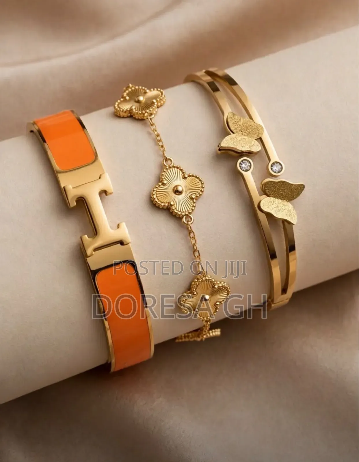 Bangle and Bracelet Set With Gift Case for Ladies