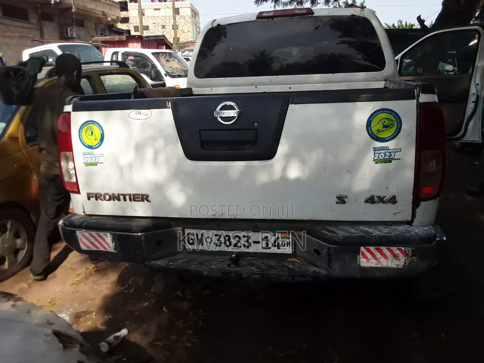 Nissan Frontier 2008 Gray