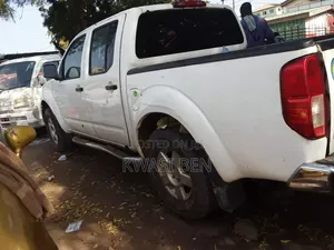 Nissan Frontier 2008 Gray