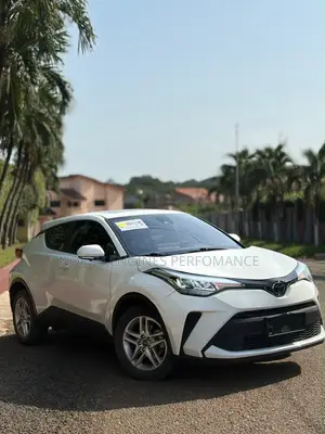 Toyota C-HR 2023 White