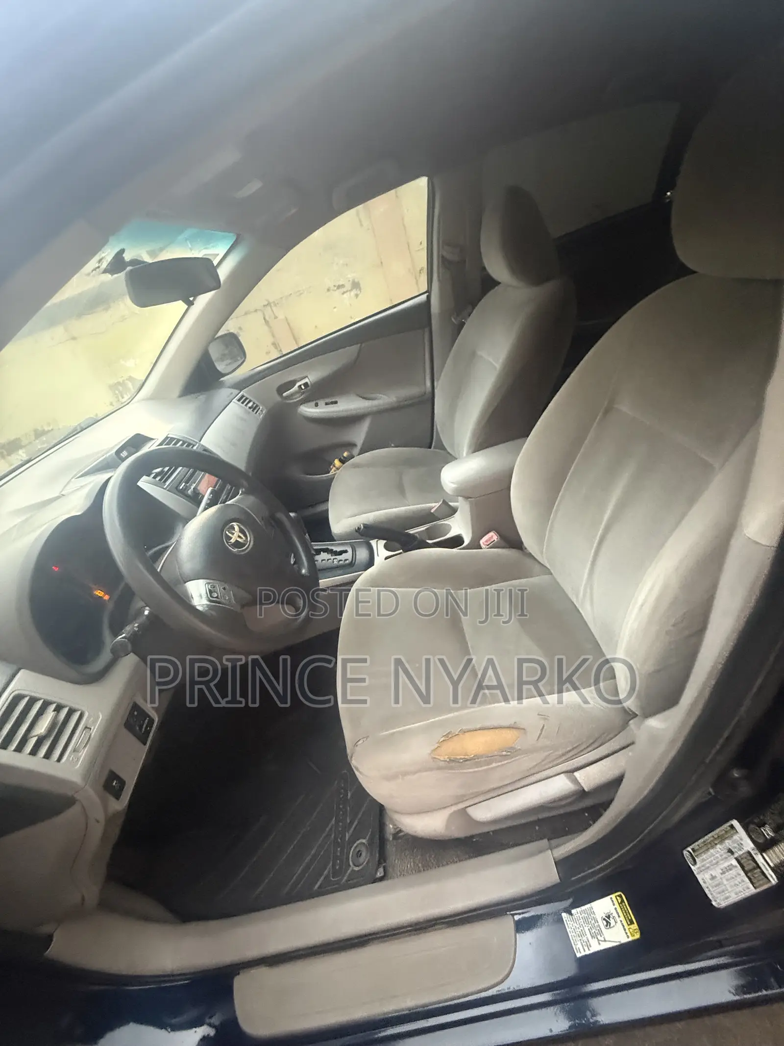 Toyota Corolla LE 4dr Sedan (1.8L 4cyl 4A) 2013 Blue