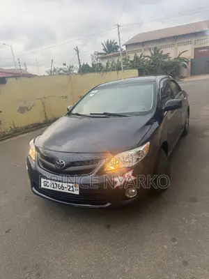 Toyota Corolla LE 4dr Sedan (1.8L 4cyl 4A) 2013 Blue