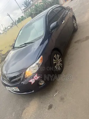 Toyota Corolla LE 4dr Sedan (1.8L 4cyl 4A) 2013 Blue