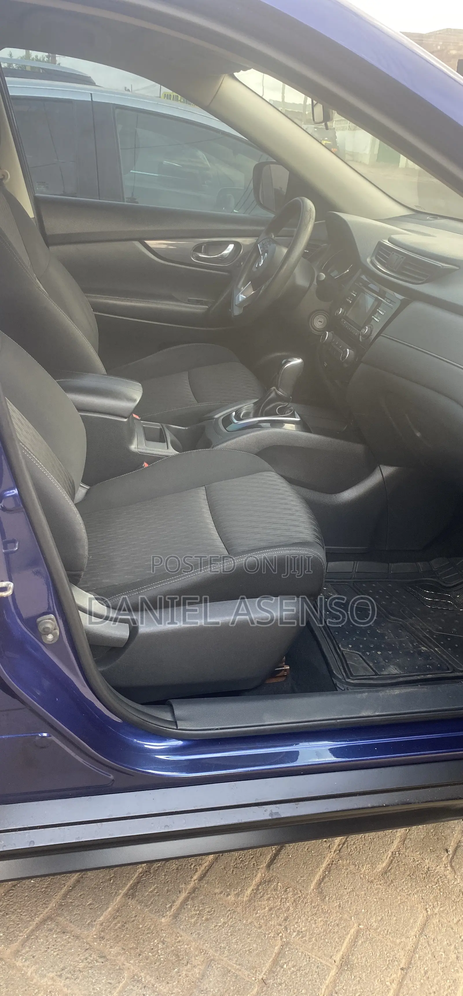 Nissan Rogue 2018 Blue
