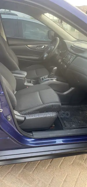 Nissan Rogue 2018 Blue