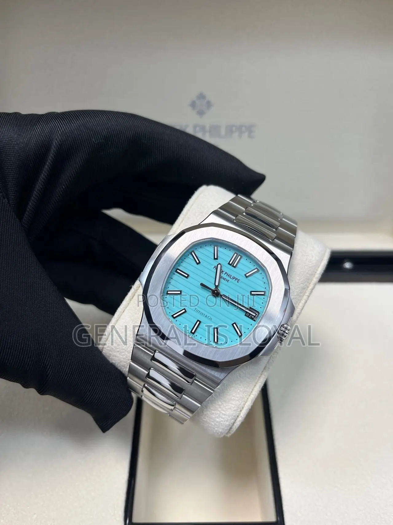 Patek Philippe Nautilus 'Tiffany & Co.' Automatic Blue Dial