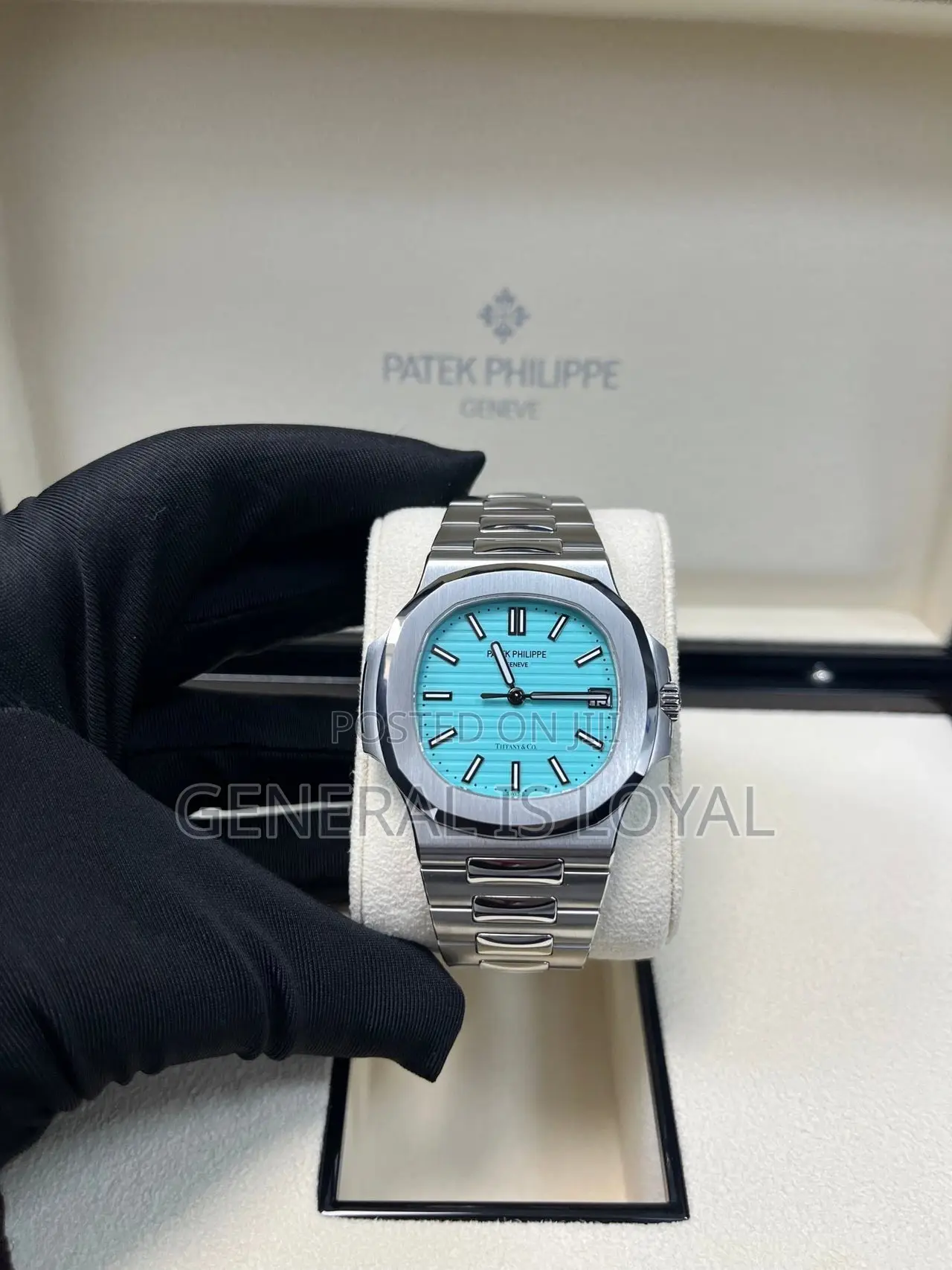 Patek Philippe Nautilus 'Tiffany & Co.' Automatic Blue Dial
