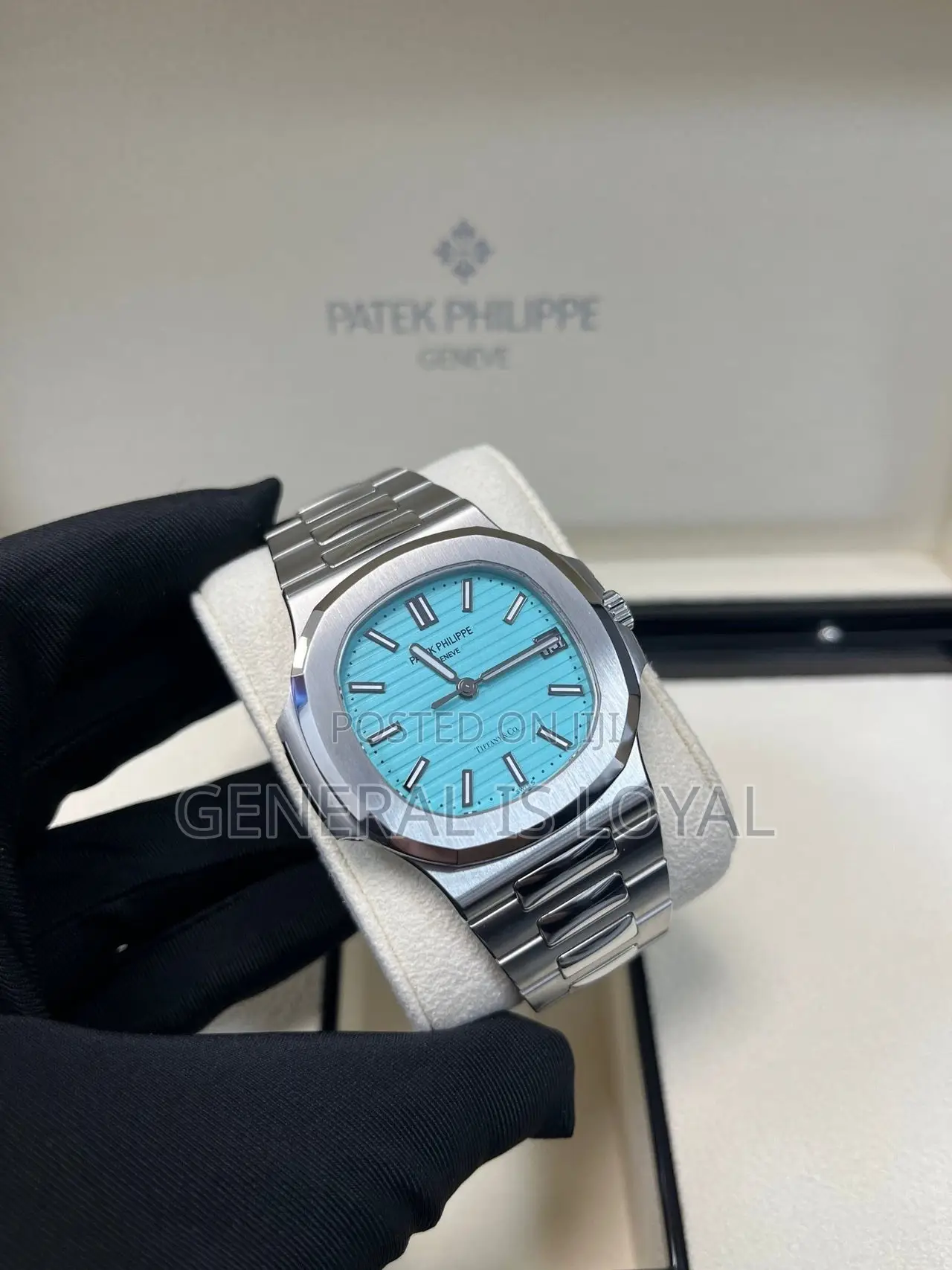 Patek Philippe Nautilus 'Tiffany & Co.' Automatic Blue Dial