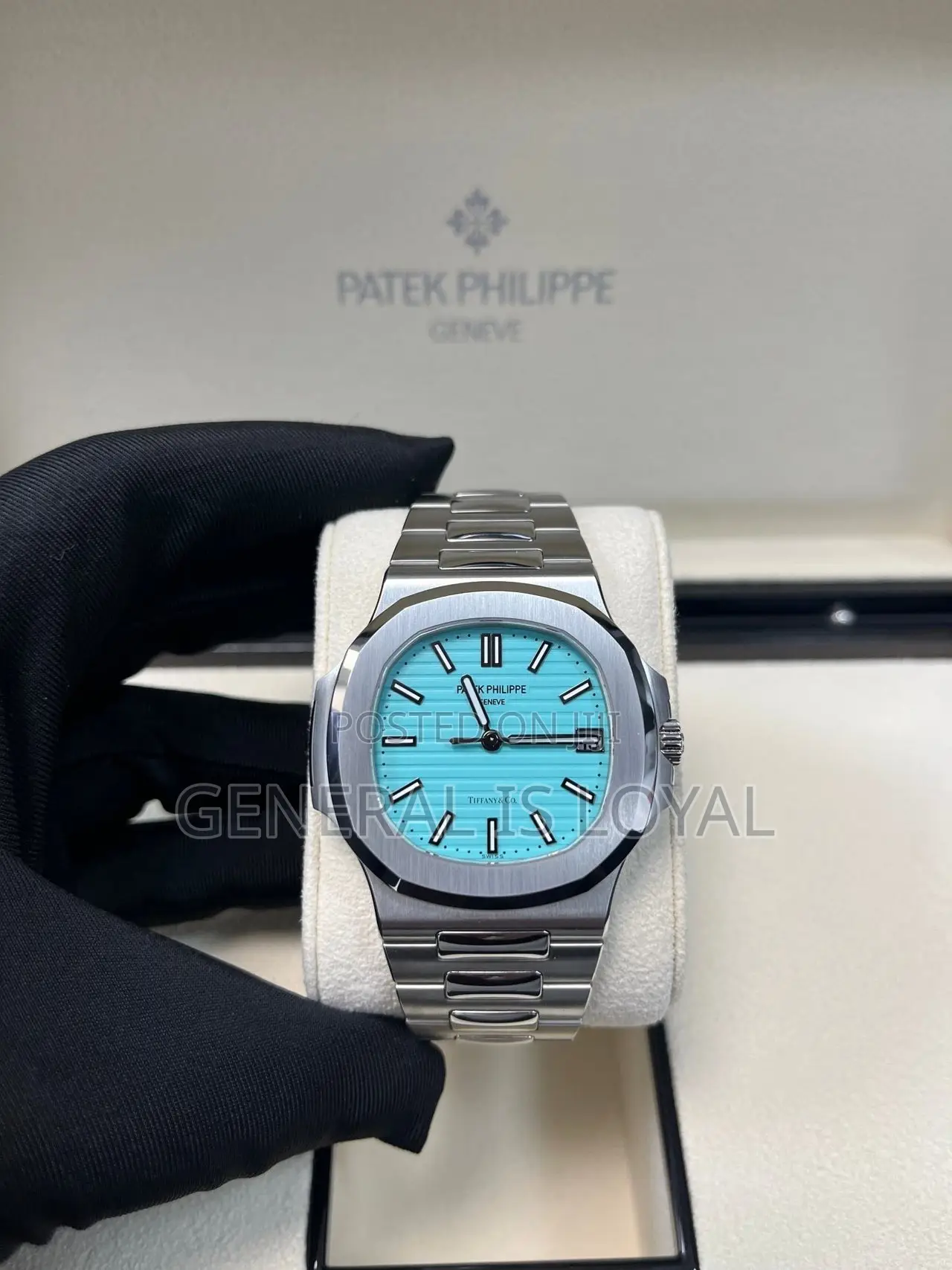 Patek Philippe Nautilus 'Tiffany & Co.' Automatic Blue Dial
