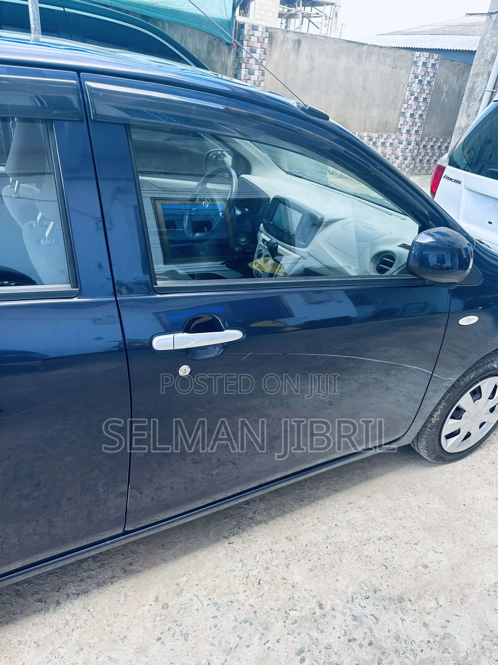 Daihatsu Mira 2015 Purple