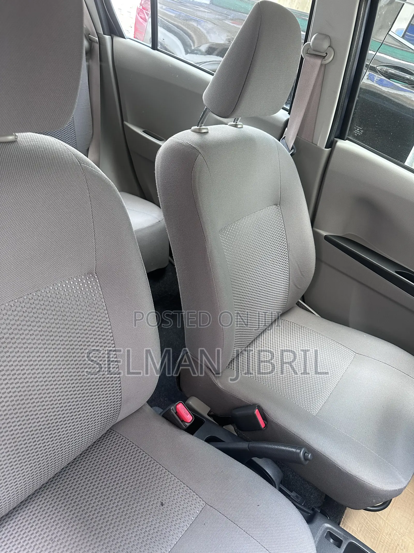 Daihatsu Mira 2015 Purple