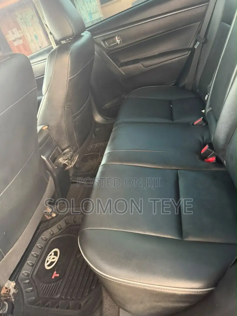 Toyota Corolla S 4dr Sedan (1.8L 4cyl CVT) 2016 Black