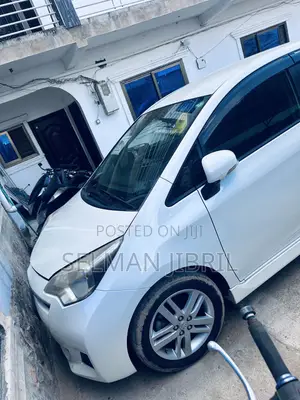 Toyota Ractis 2014 White