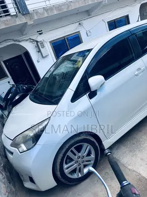 Toyota Ractis 2014 White
