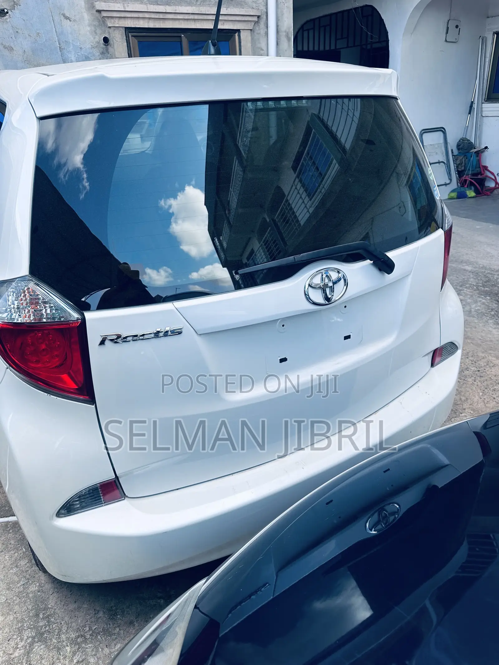 Toyota Ractis 2014 White