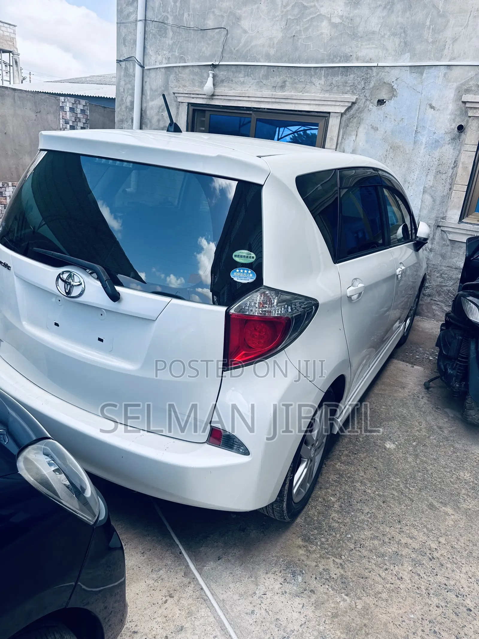 Toyota Ractis 2014 White