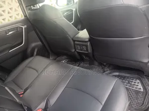 Toyota RAV4 XLE AWD 2023 Blue