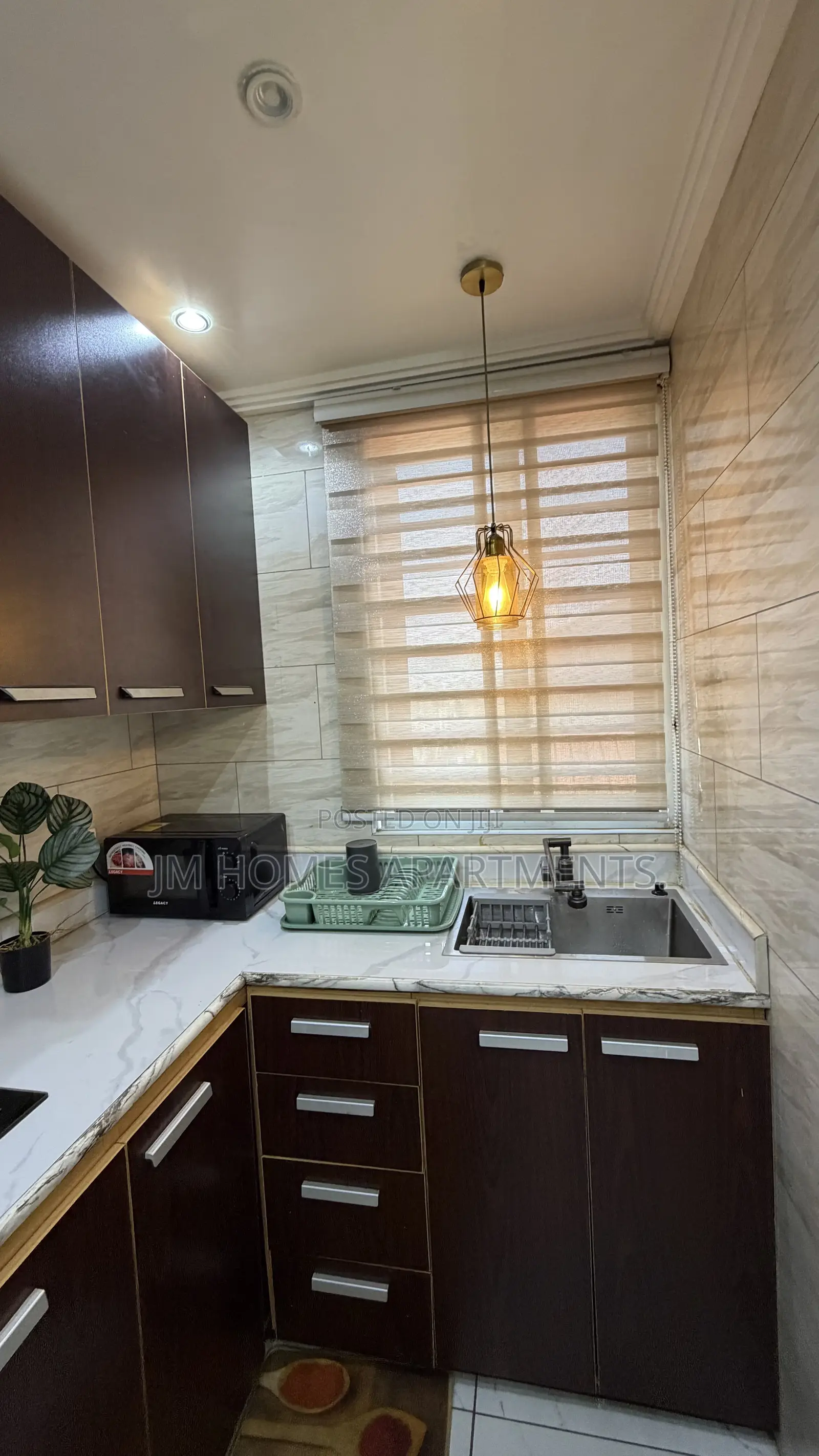 Furnished 1 Bedroom for Short Stay – Tema Comm 25
