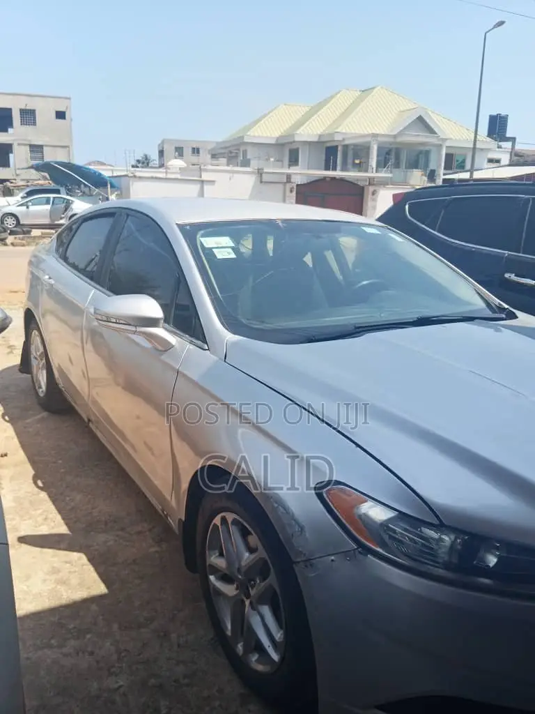 Ford Fusion 2015 Silver