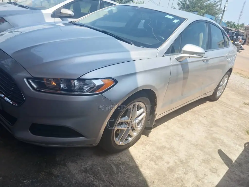 Ford Fusion 2015 Silver