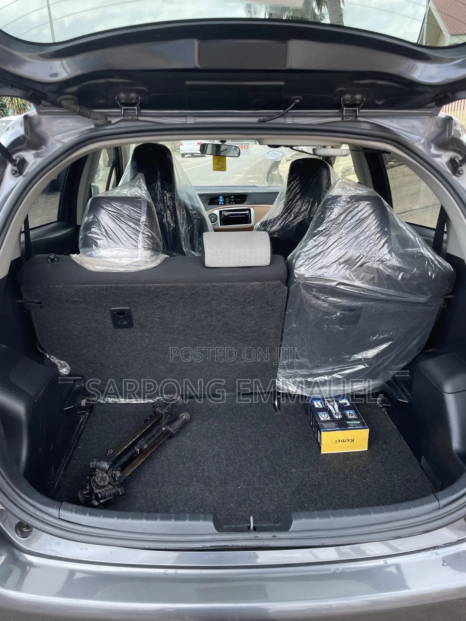 Toyota Vitz 2013 Gray