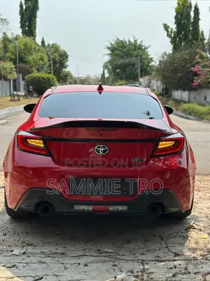 Toyota GR86 Premium (2.4L 4cyl 6A) 2024 Red