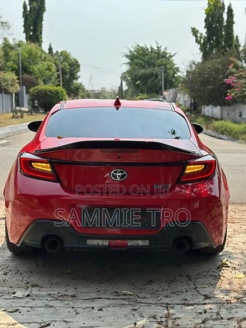 Toyota GR86 Premium (2.4L 4cyl 6A) 2024 Red