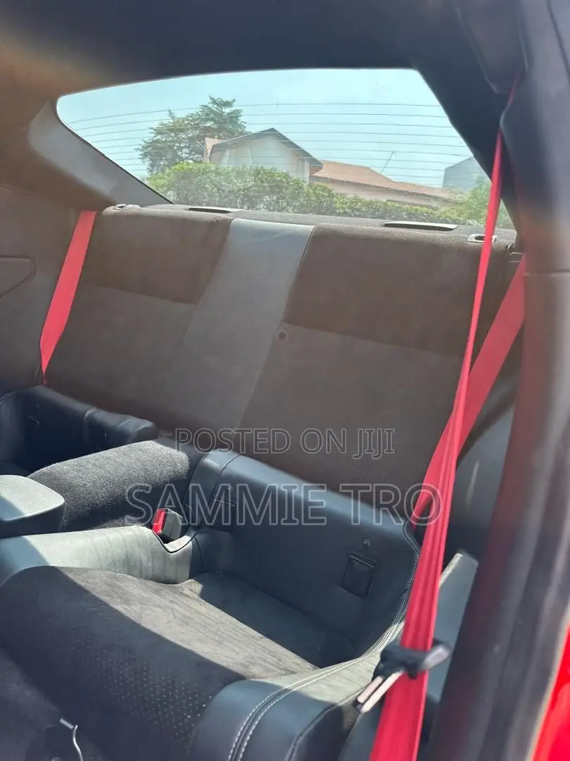 Toyota GR86 Premium (2.4L 4cyl 6A) 2024 Red