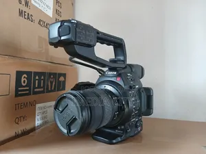 Canon C100 With Lens