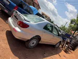 Toyota Corolla 2010 Silver
