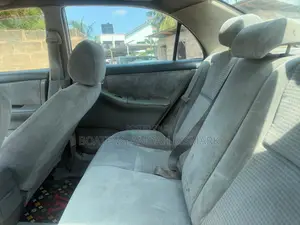 Toyota Corolla 2010 Silver