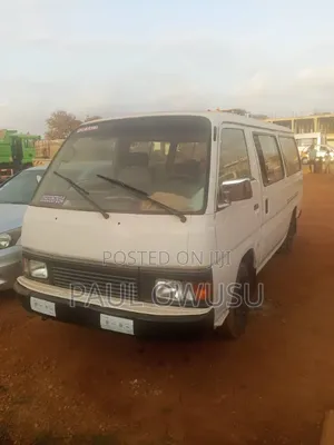 Nissan Hardbody 2003 Silver