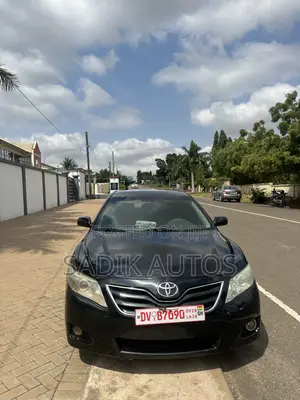 Toyota Camry LE 4dr Sedan (2.5L 4cyl 6A) 2011 Black