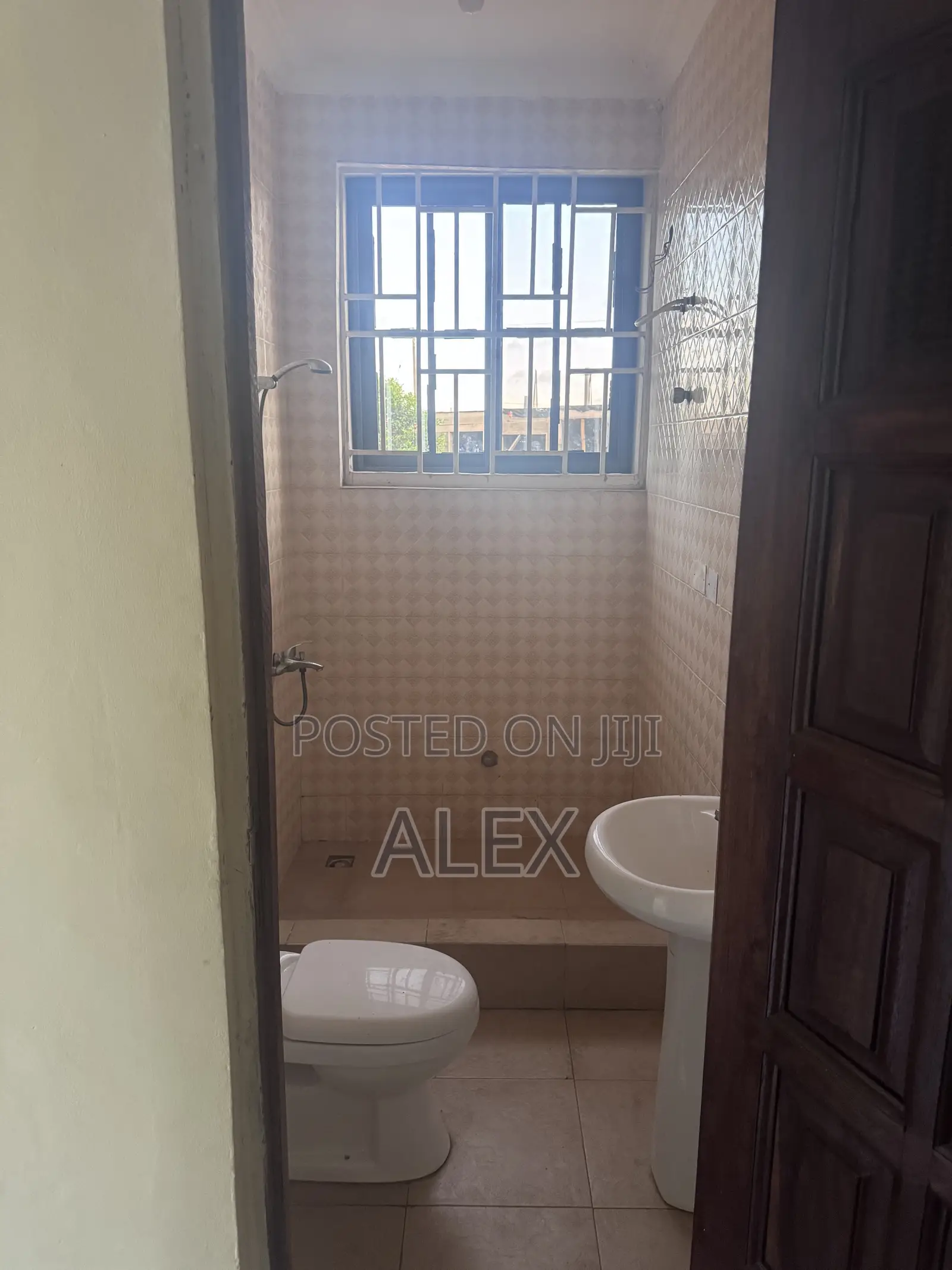 4bdrm Duplex in Ghanata Area for rent