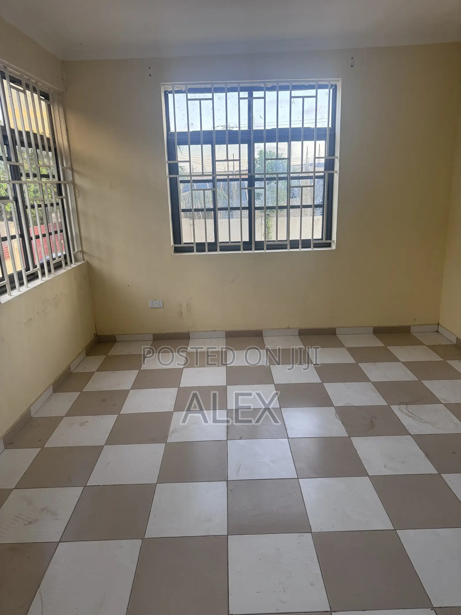 4bdrm Duplex in Ghanata Area for rent