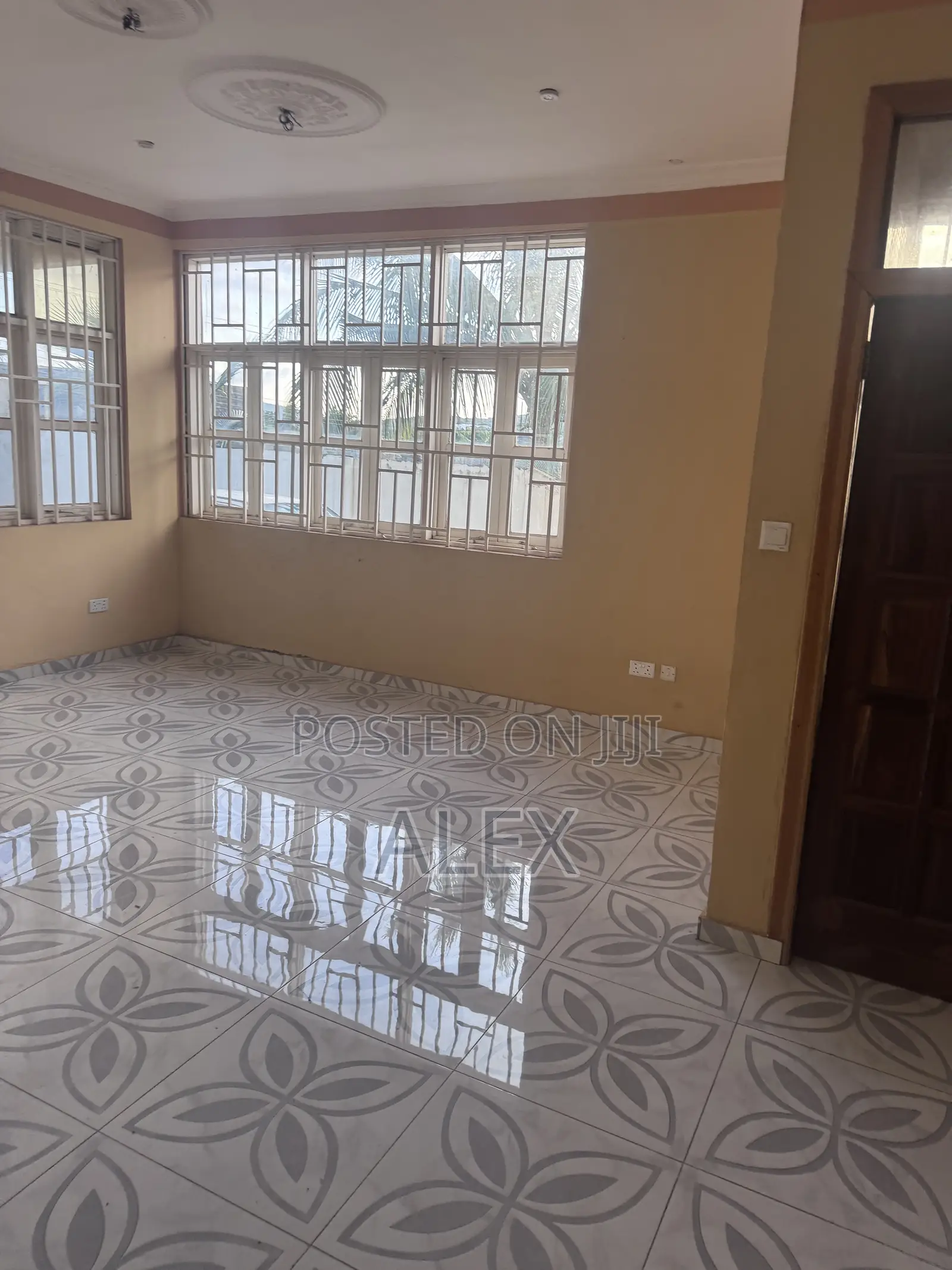 4bdrm Duplex in Ghanata Area for rent