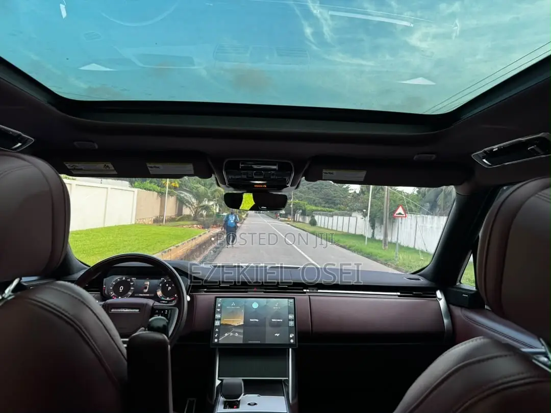 Land Rover Range Rover Vogue 2024 White
