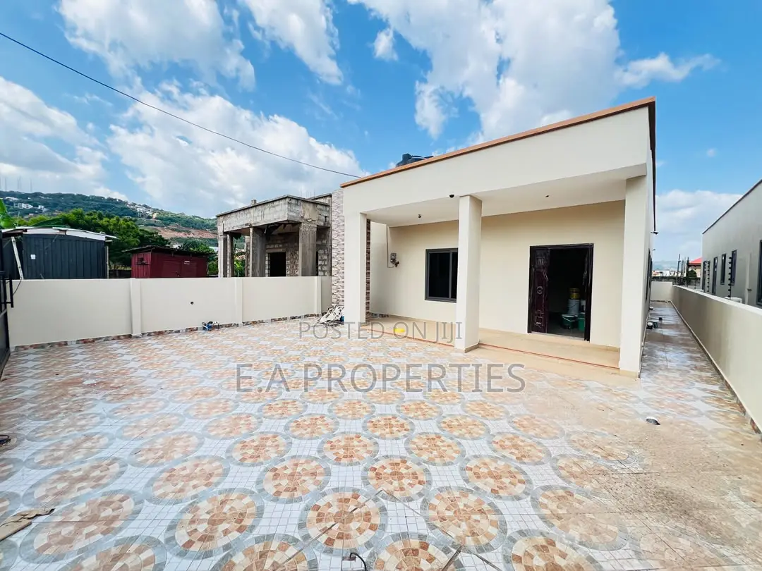 3bdrm House in E A Properties, Ghana Flag for sale