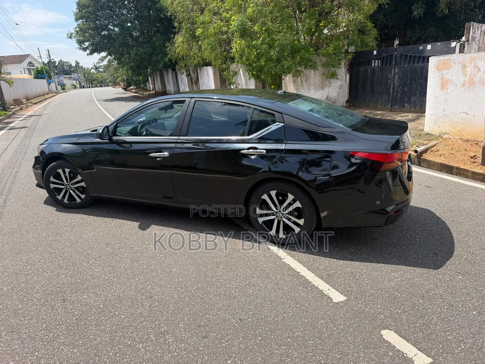 Nissan Altima 2019 Black
