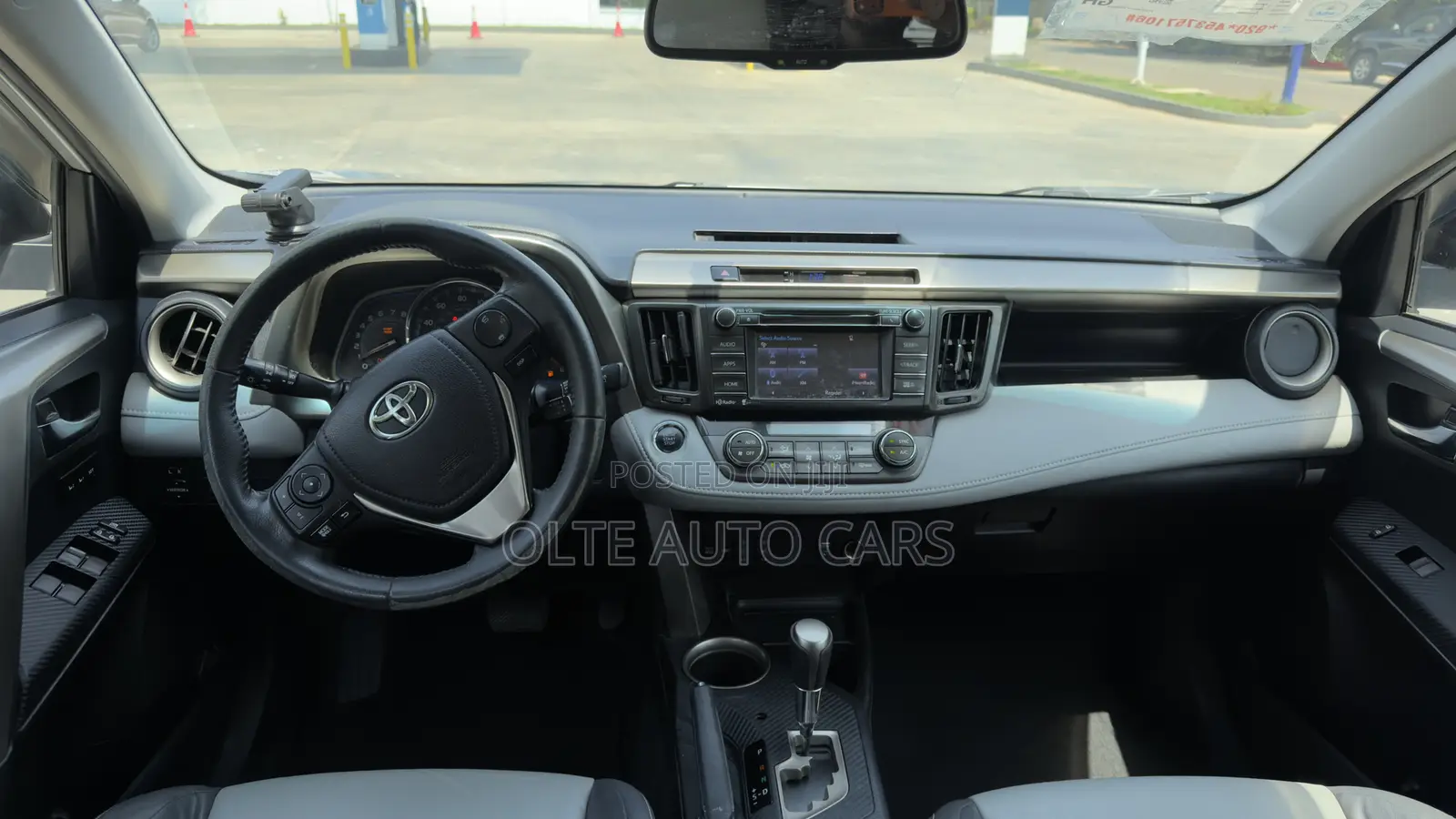 Toyota RAV4 Limited 4dr SUV AWD (2.5L 4cyl 6A) 2015 Silver