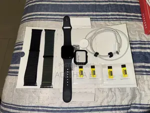 Apple Watch SE (2nd Gen)