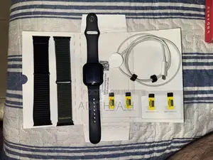Apple Watch SE (2nd Gen)