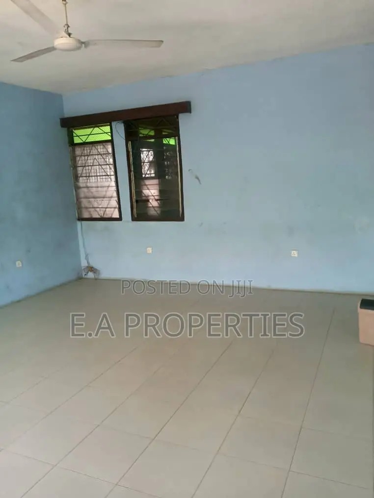 3bdrm Apartment in E A Properties, New Site for rent
