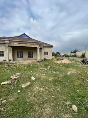 4bdrm House in Shining Star Real, Accra Metropolitan for sale