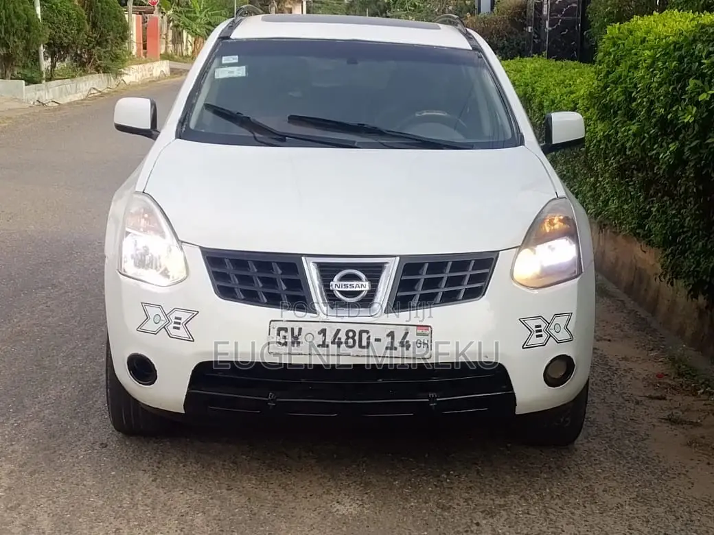 Nissan Rogue 2008 White