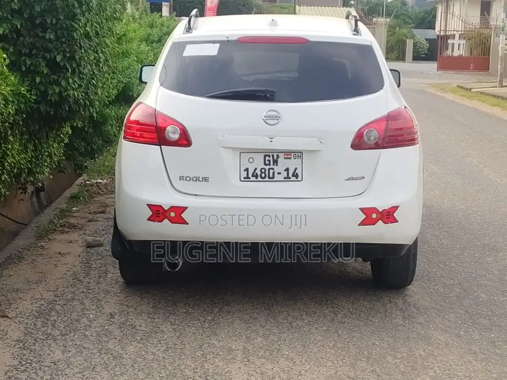 Nissan Rogue 2008 White