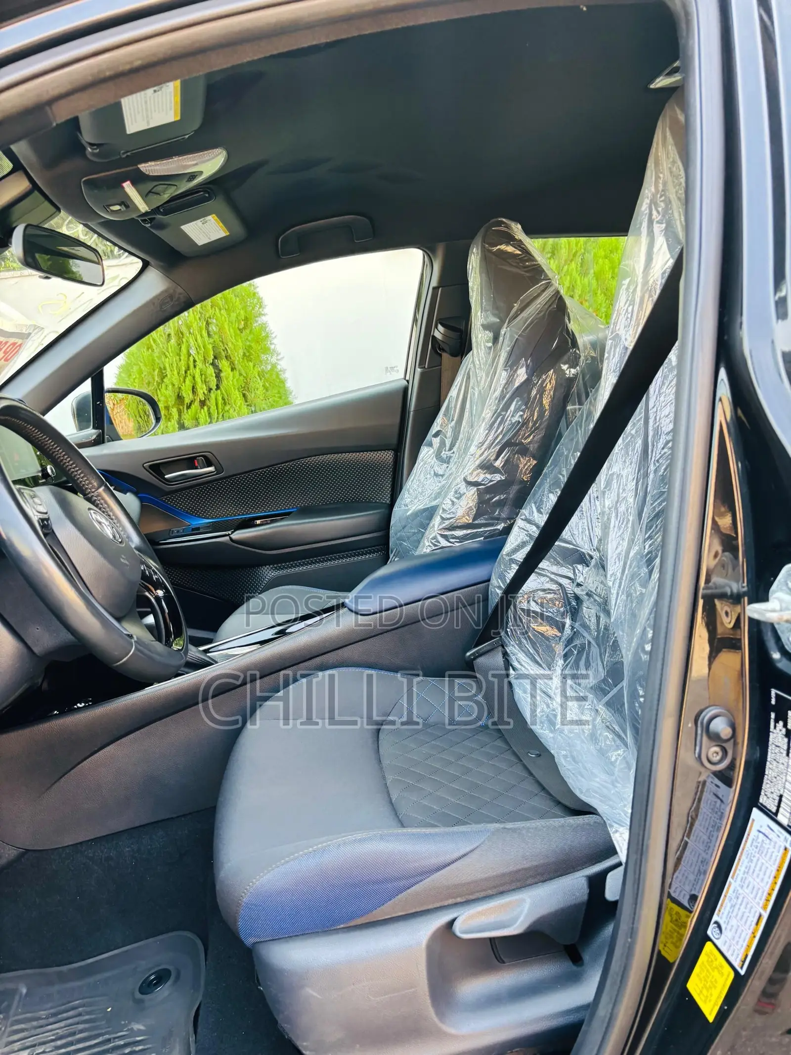 Toyota C-HR XLE 2021 Black