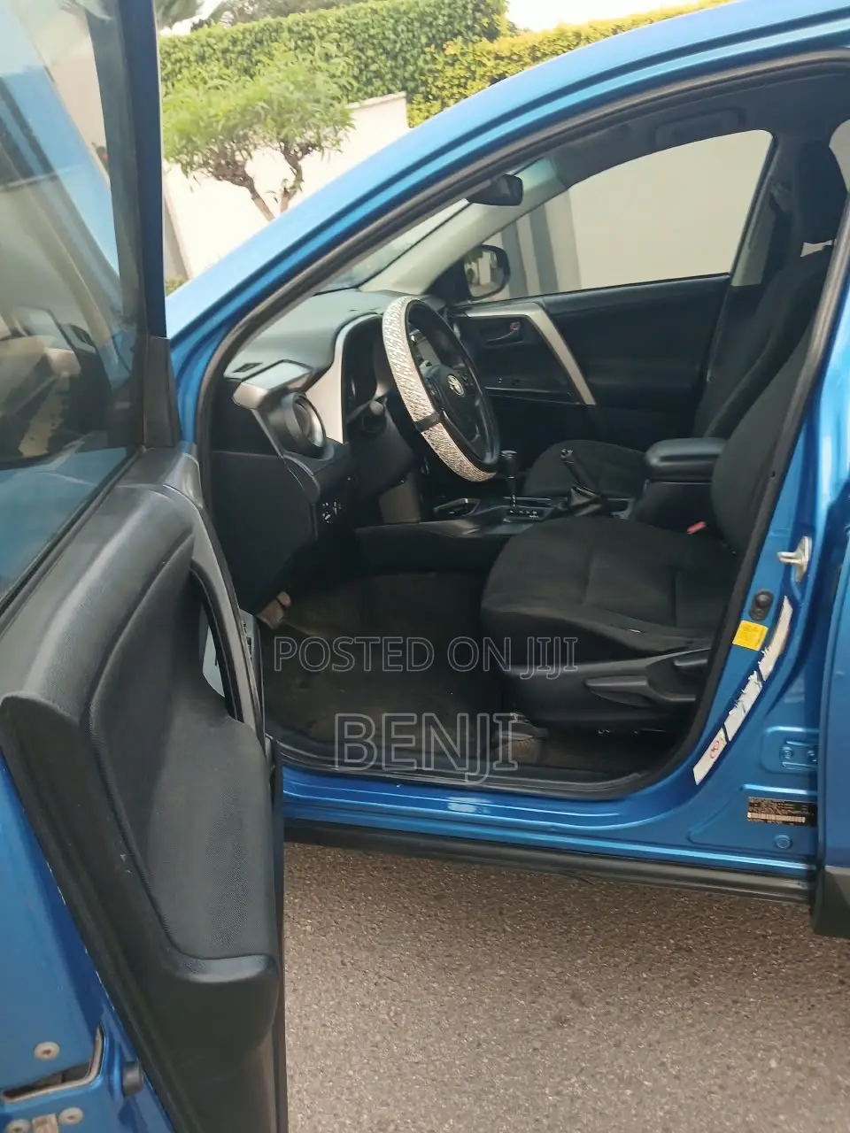 Toyota RAV4 2018 Blue